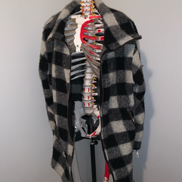 ROOTS wool blend coat - Picture 2 of 8